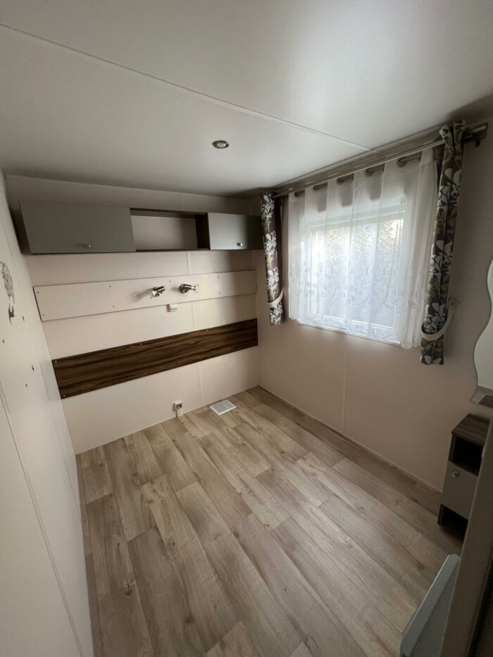 Abris Home Services Vente De Mobile Home Aux Sables D Olonne Saint Jean De Monts Et La Roche Sur Yon Chambre 2 Irm Saphir