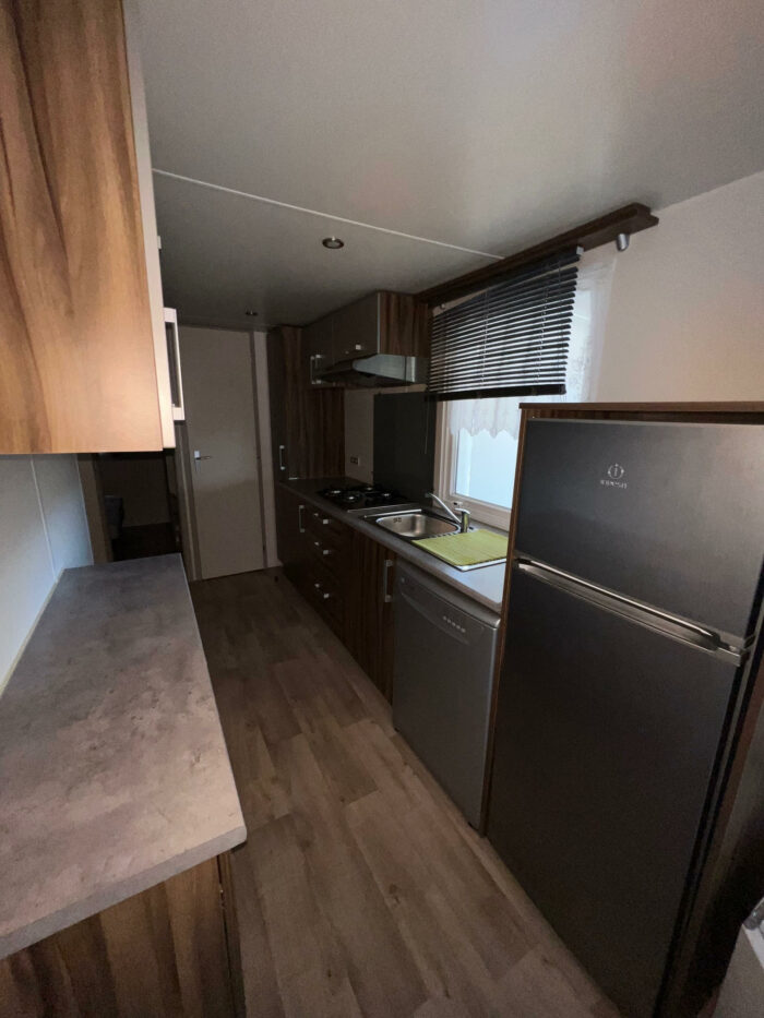 Abris Home Services Vente De Mobile Home Aux Sables D Olonne Saint Jean De Monts Et La Roche Sur Yon Cuisine 1 Irm Saphir