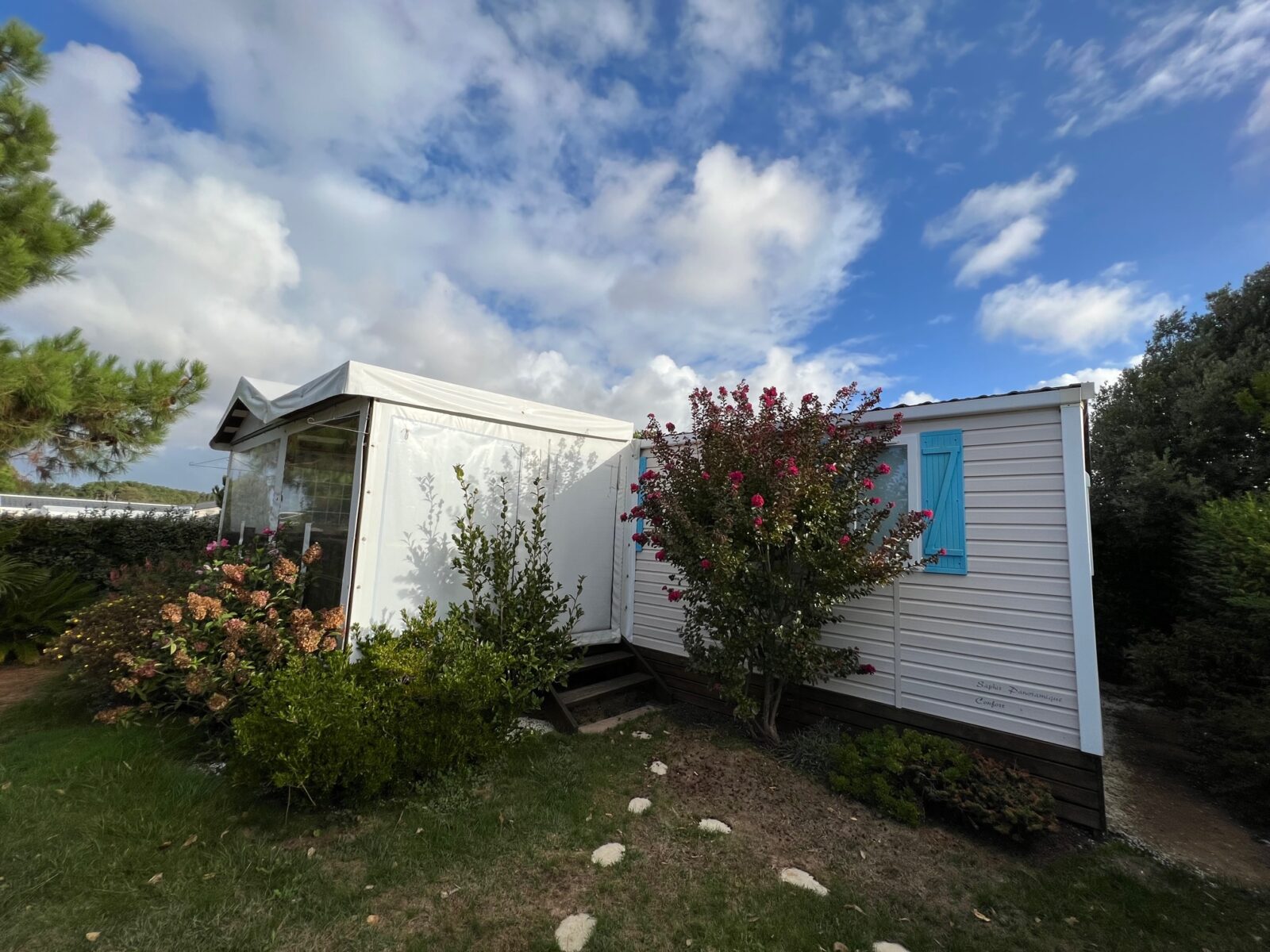 Abris Home Services Vente De Mobile Home Aux Sables D Olonne Saint Jean De Monts Et La Roche Sur Yon Irm Saphir 2011