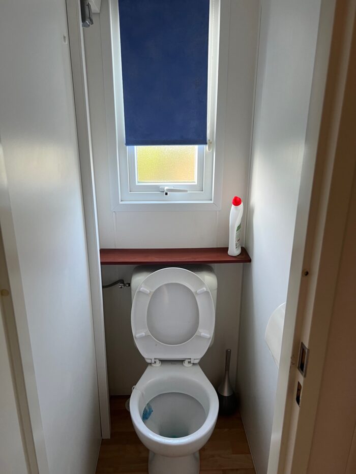 Abris Home Services Vente De Mobile Home Aux Sables D Olonne Saint Jean De Monts Et La Roche Sur Yon WC NAUTIL 8.20