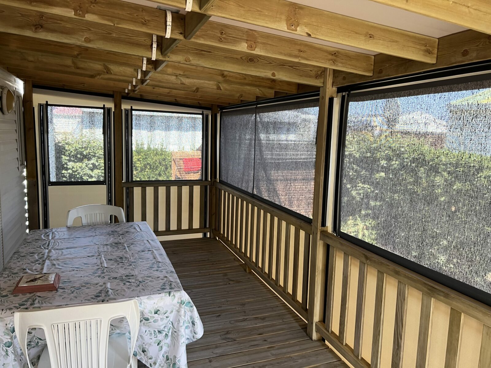 Abris Home Services Vente De Mobile Home Aux Sables D Olonne Saint Jean De Monts Et La Roche Sur Yon Rideau Soltis Interieur
