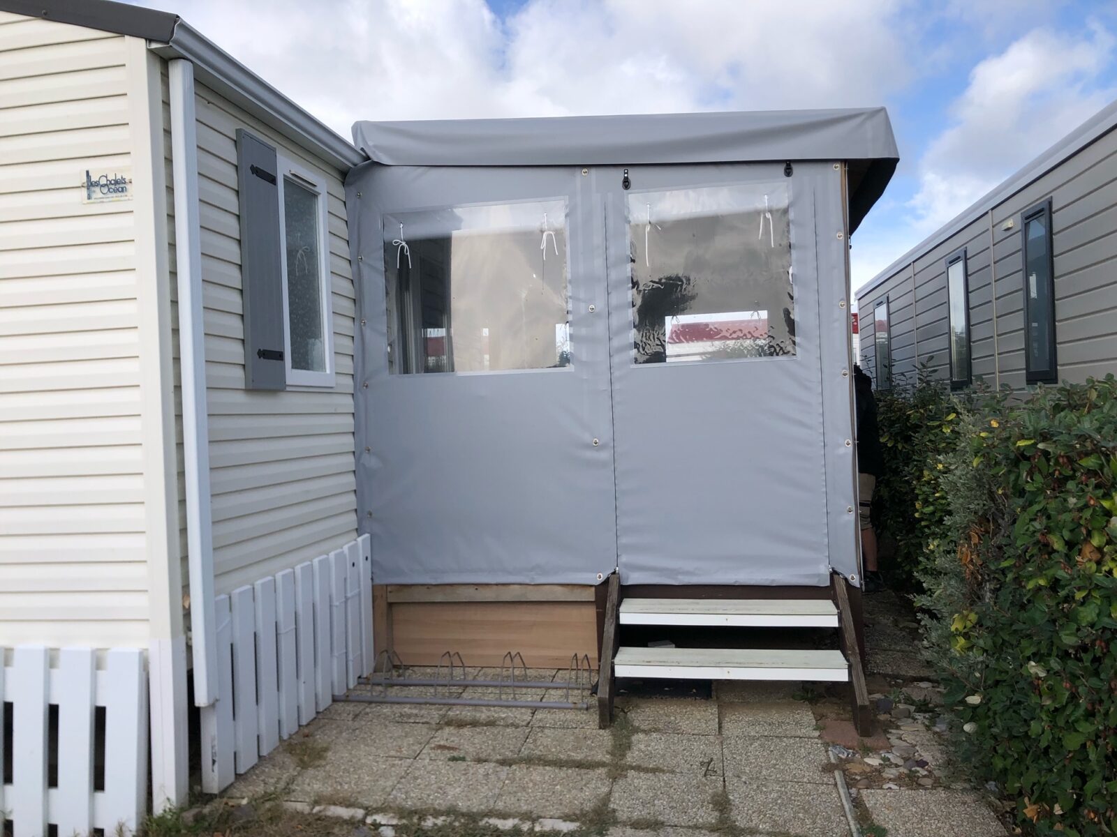 Abris Home Services Vente De Mobile Home Aux Sables D Olonne Saint Jean De Monts Et La Roche Sur Yon Toile Gris Fonce 2 2